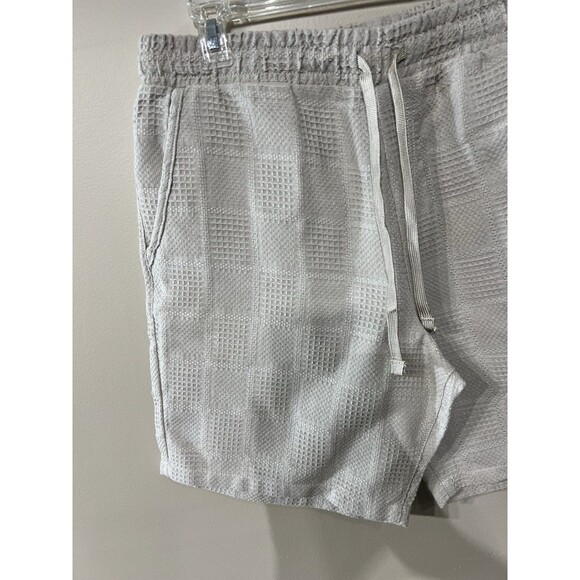 SAINTS STUDIO Men's Shorts Size Large Beige Textured Casual Cool Logo Pockets - Picture 10 of 13